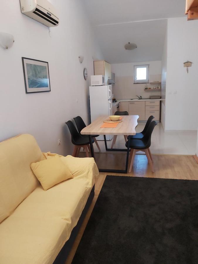 Apartment Niko Vir Bagian luar foto