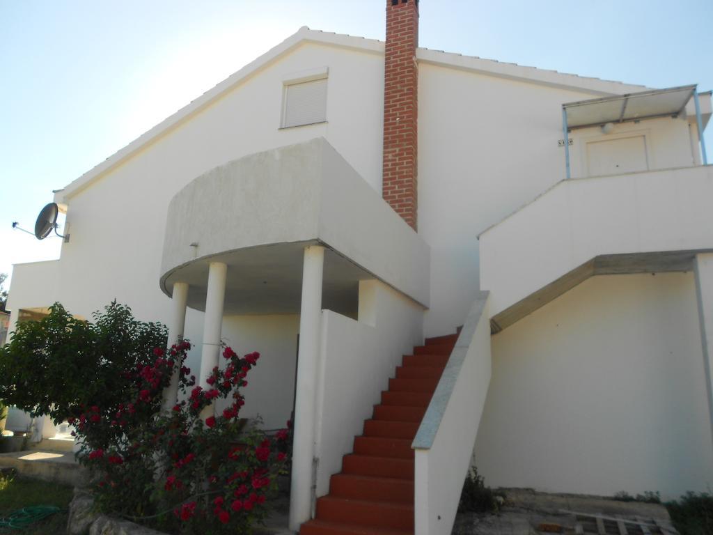 Apartment Niko Vir Bagian luar foto